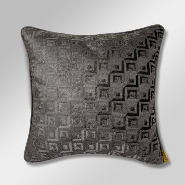 LAURA KIRLENT KILIFI