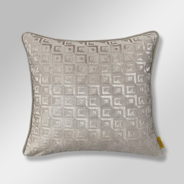 LAURA KIRLENT KILIFI