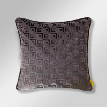 LAURA KIRLENT KILIFI