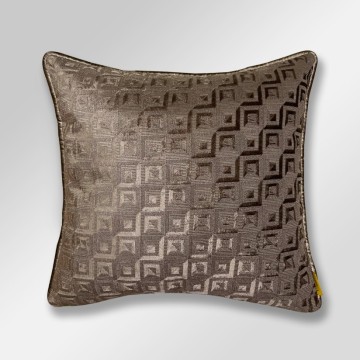 LAURA KIRLENT KILIFI